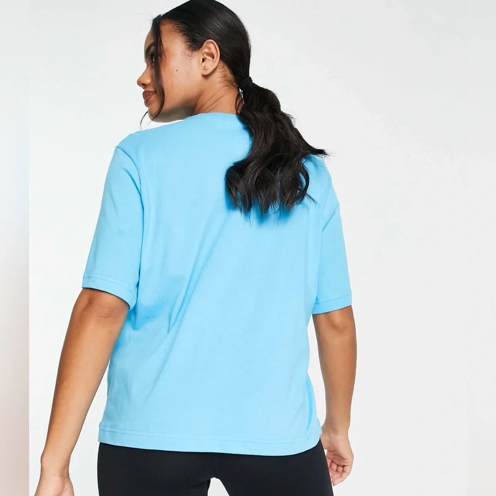 Nike Dri-FIT Swoosh‎ Oversized Loose Fit T shirt NWT Size XS